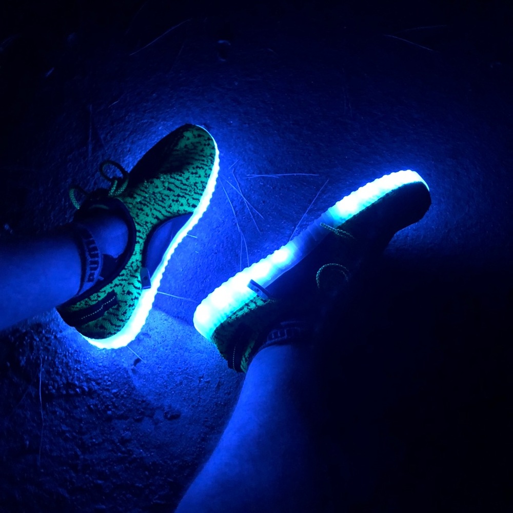 Mens light up shoe
